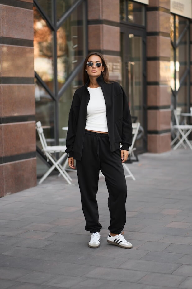 Women's Evelyn tracksuit in black